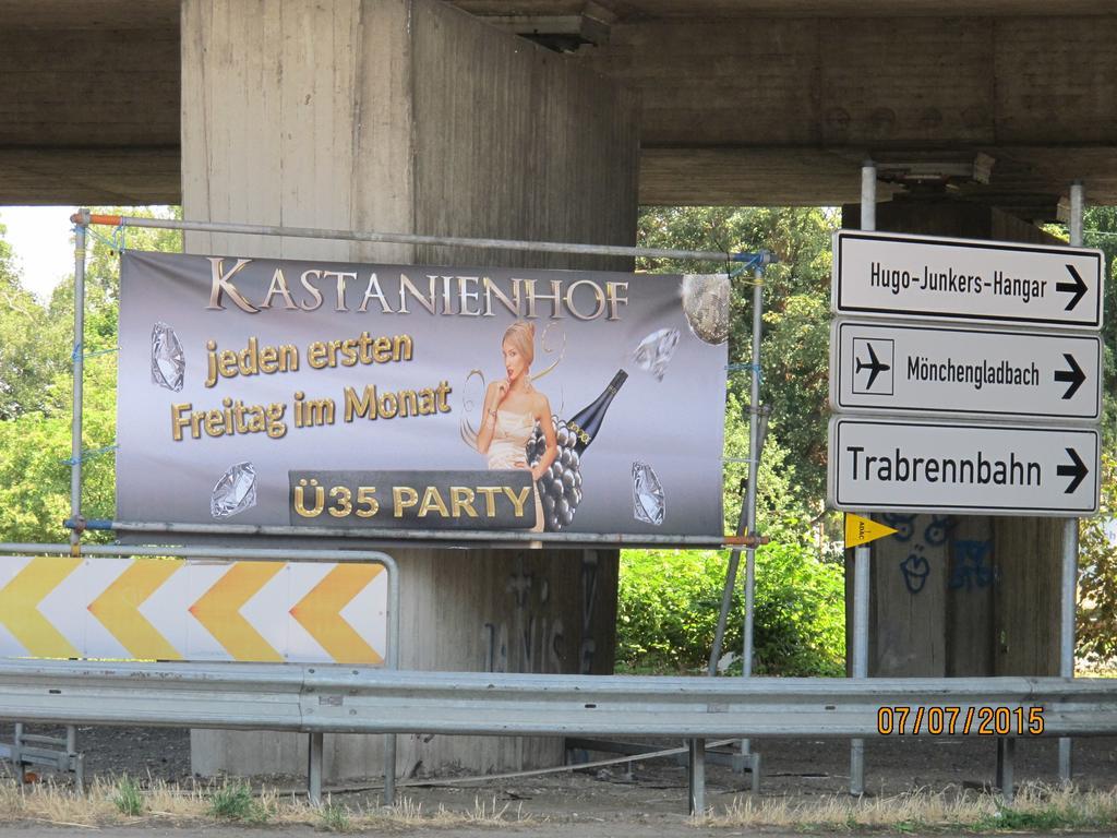 Hotel Kastanienhof à Mönchengladbach Extérieur photo